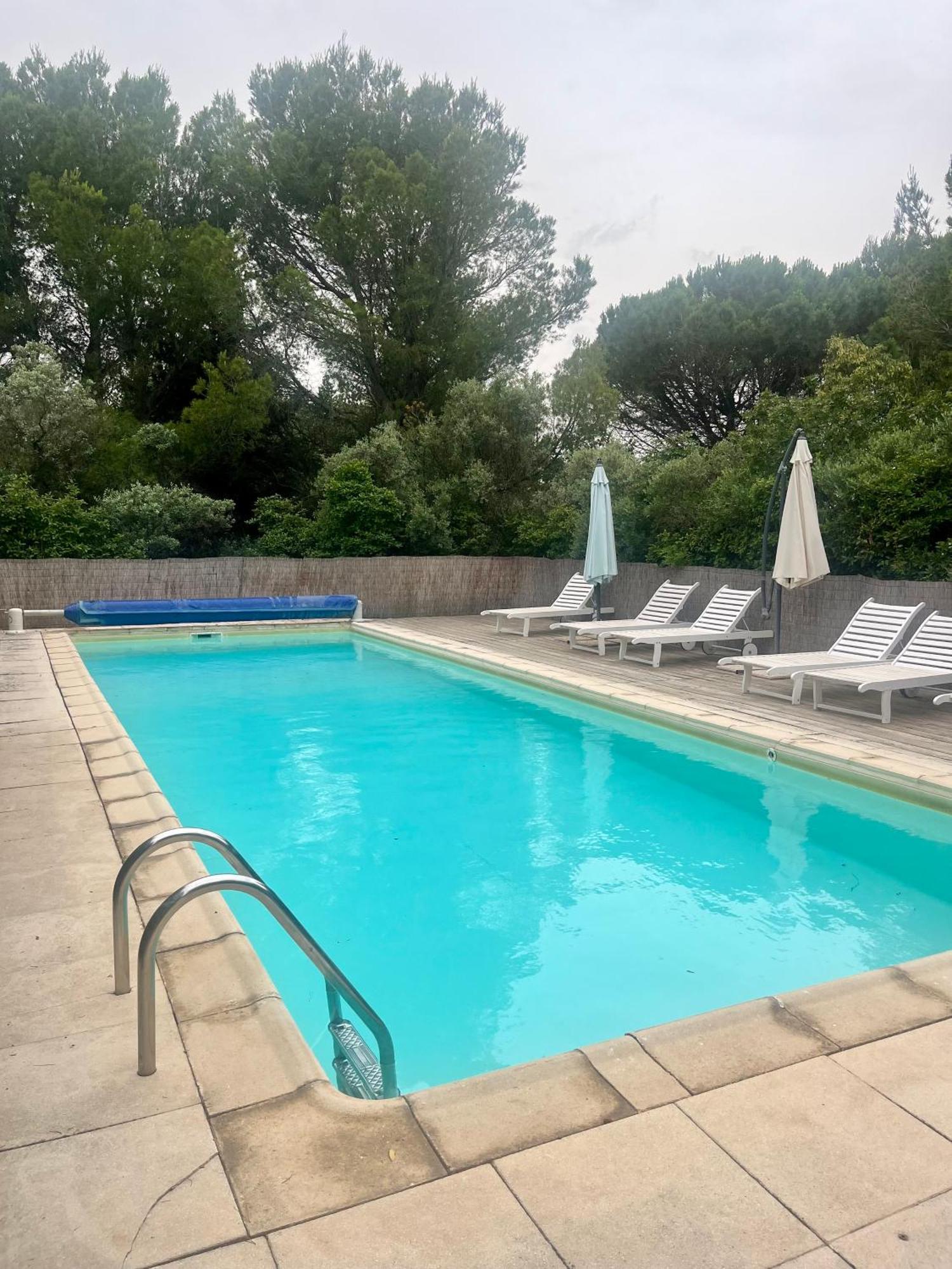 Les Calades - Piscine, Parc, Parking Villa Arles Luaran gambar